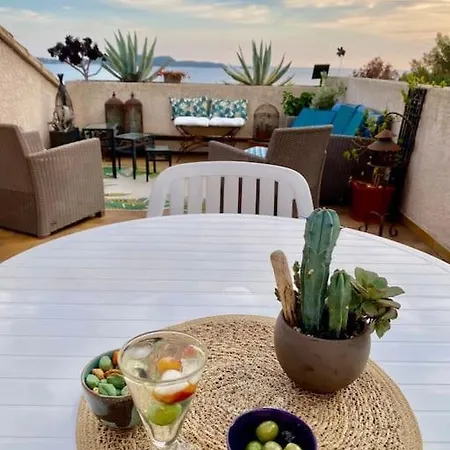 Lägenhet Duplex Rooftop Acces Plage Par Chemin Prive